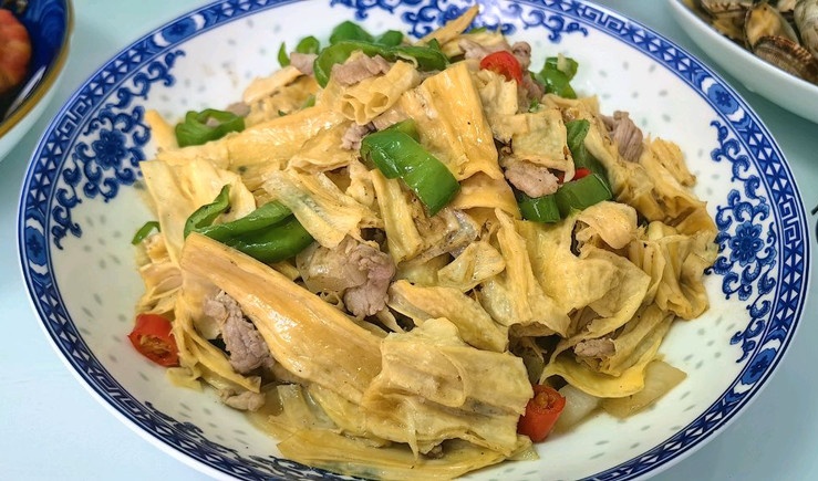 腐竹炒肉