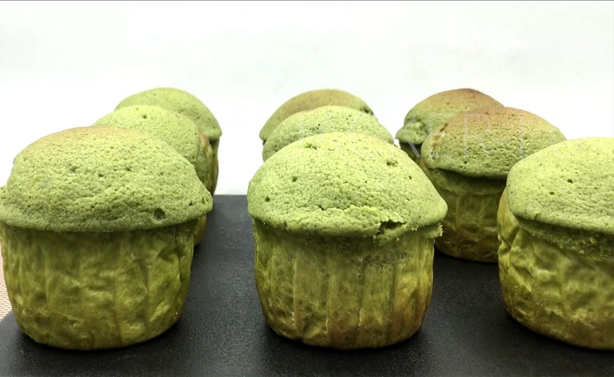 抹茶墨西哥酱酥皮面包，松软得像云朵，酥皮酥脆，一碰就簌簌掉渣怎么做？