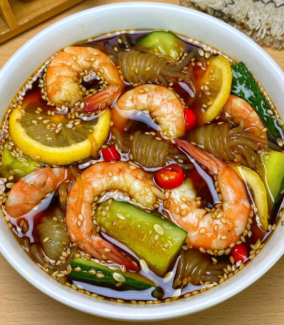 夏日低卡餐、鲜香味美的捞汁虾仁怎么做？