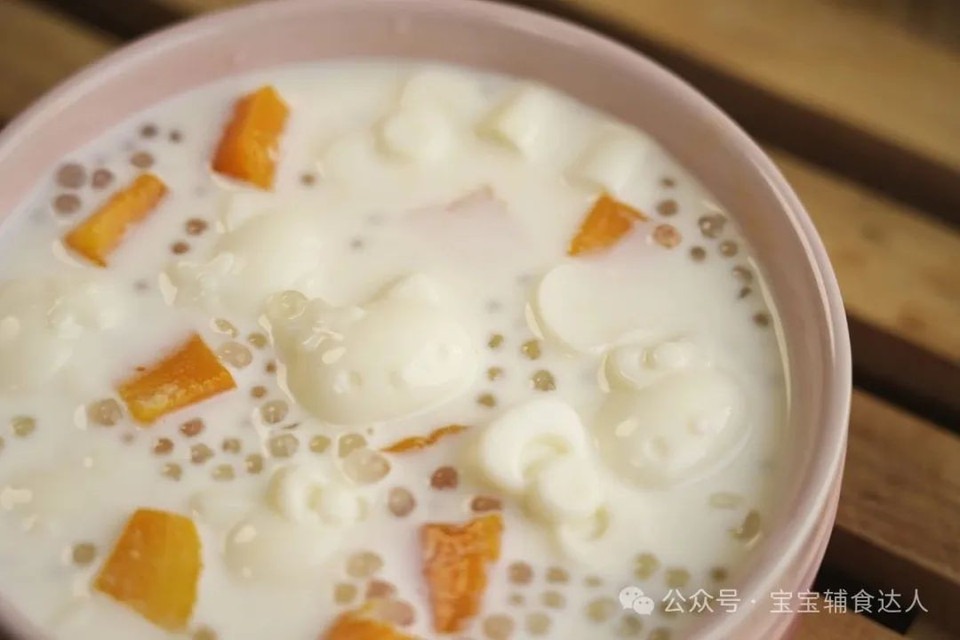 【宝宝辅食】牛奶冻西米露