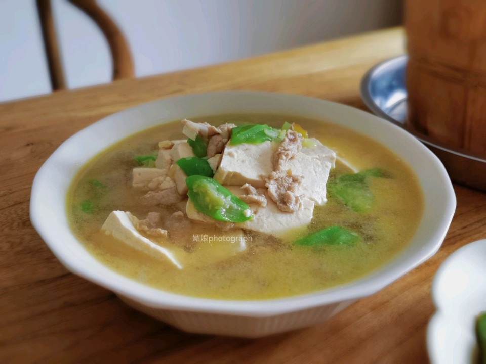 丝瓜豆腐瘦肉汤