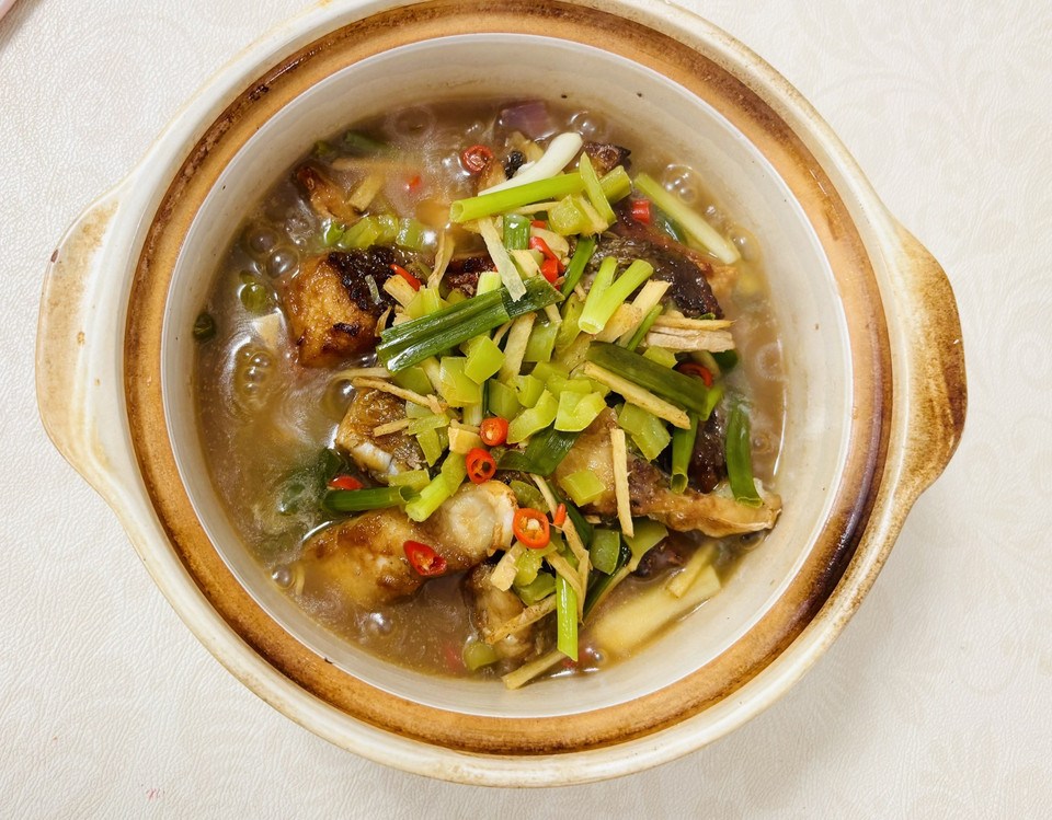 砂锅焗鲈鱼