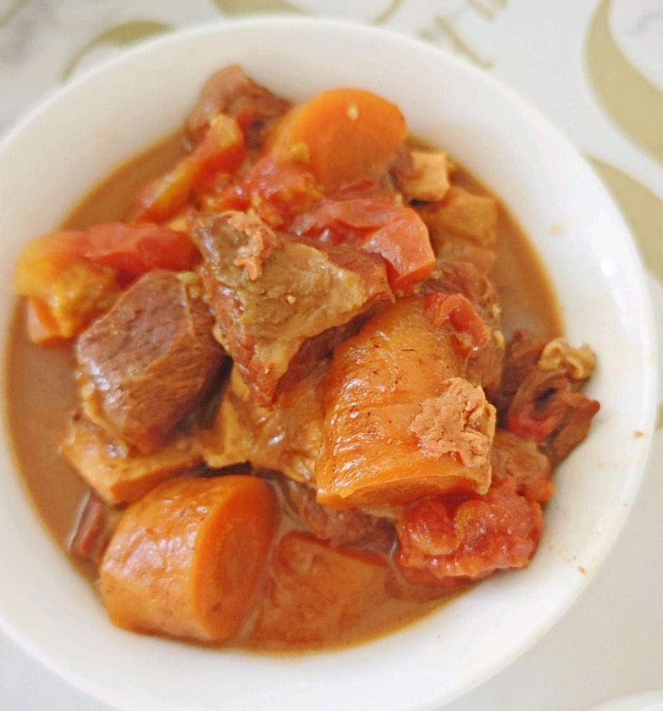 西红柿炖牛肉