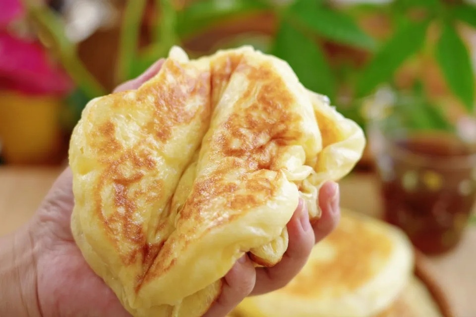【宝宝辅食】鸡蛋泡泡饼怎么做？