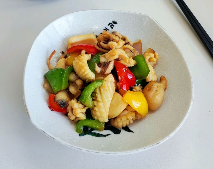 墨鱼炒菜椒