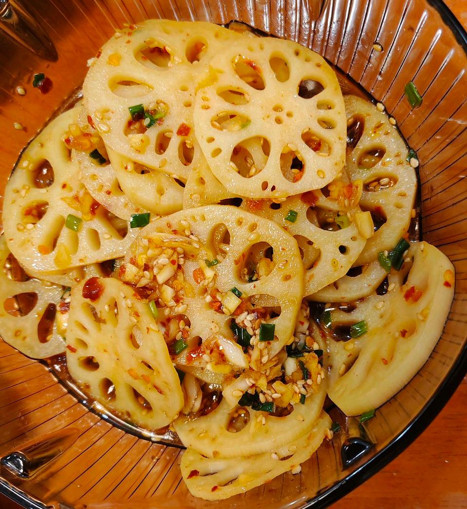 炝拌藕片