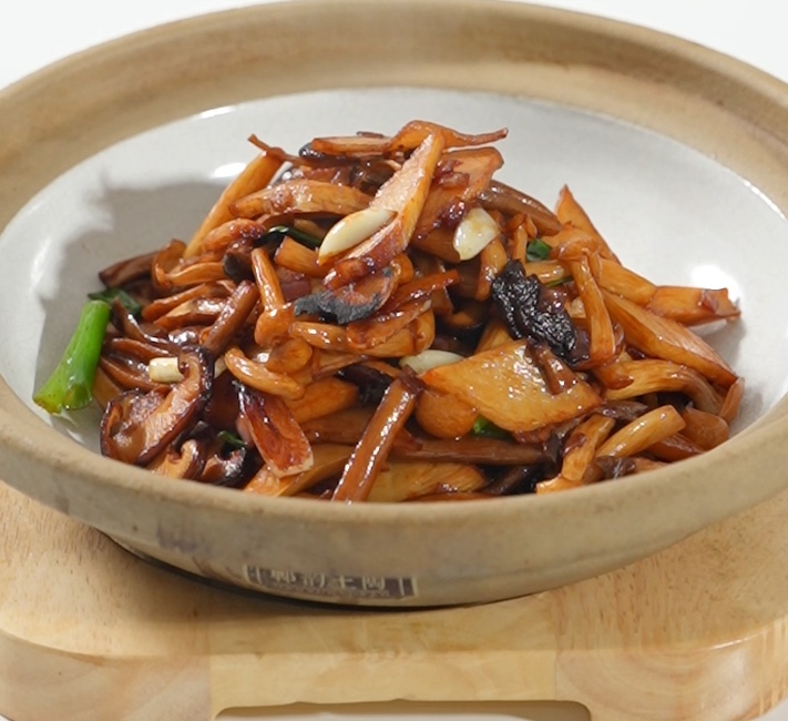 森林群菇怎么做? 森林群菇怎么做?