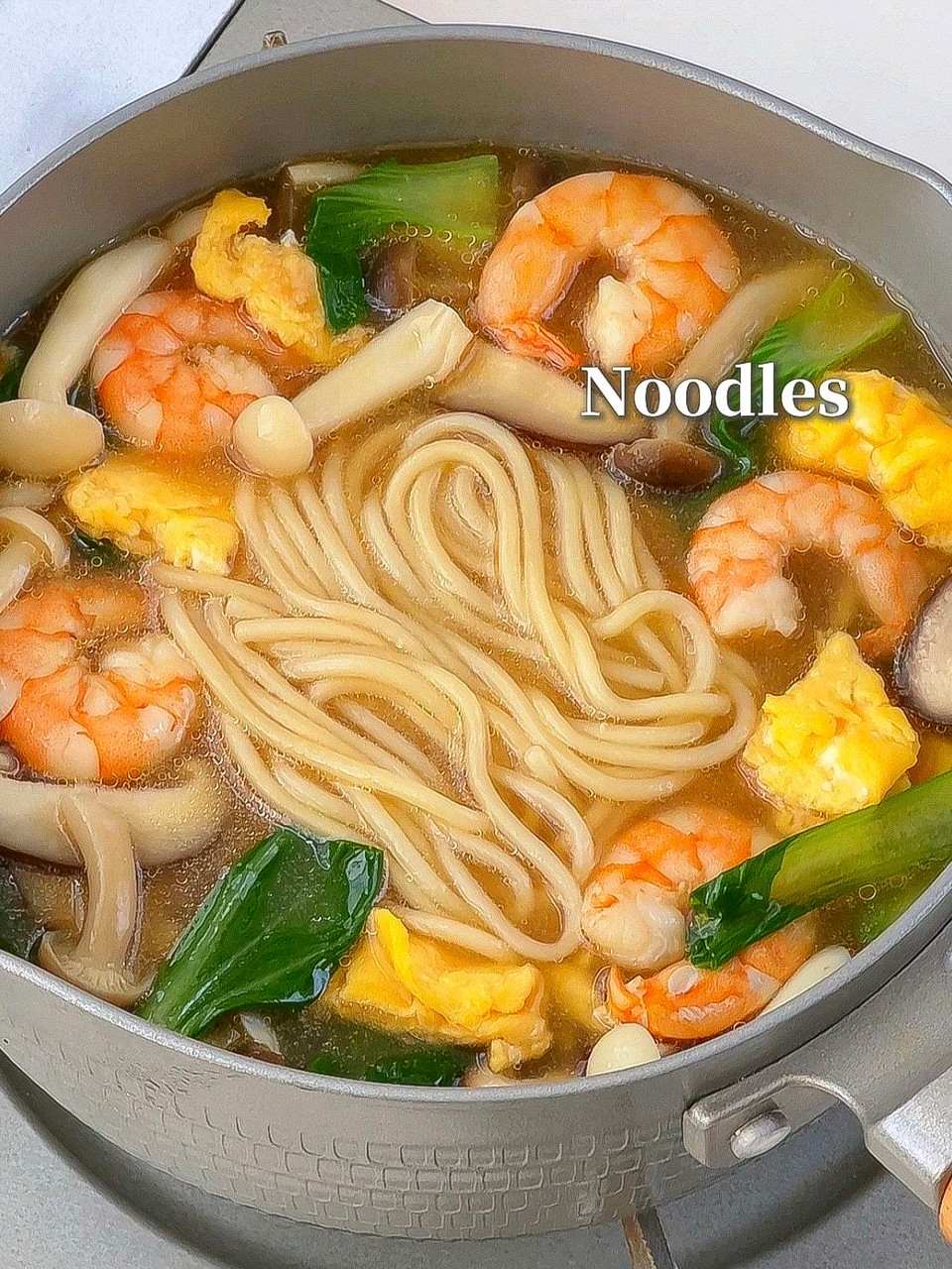 菌菇虾仁鸡蛋面怎么做? 菌菇虾仁鸡蛋面怎么做?