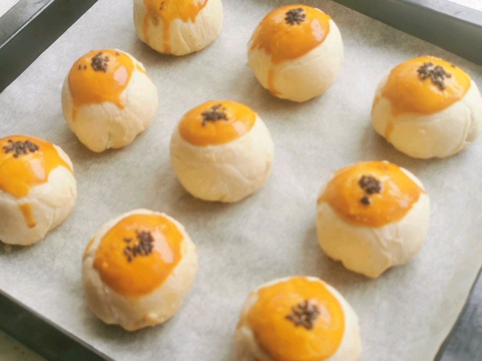 超级简单好吃的蛋黄酥