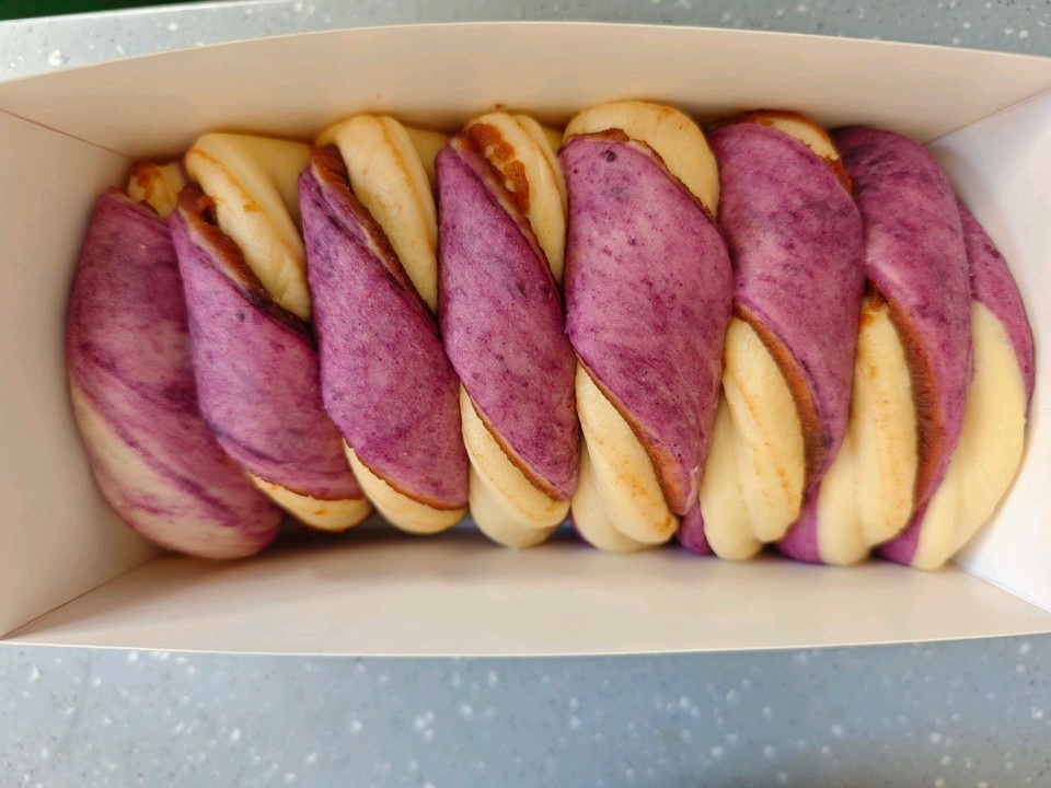 双色卷手撕面包 双色卷手撕面包