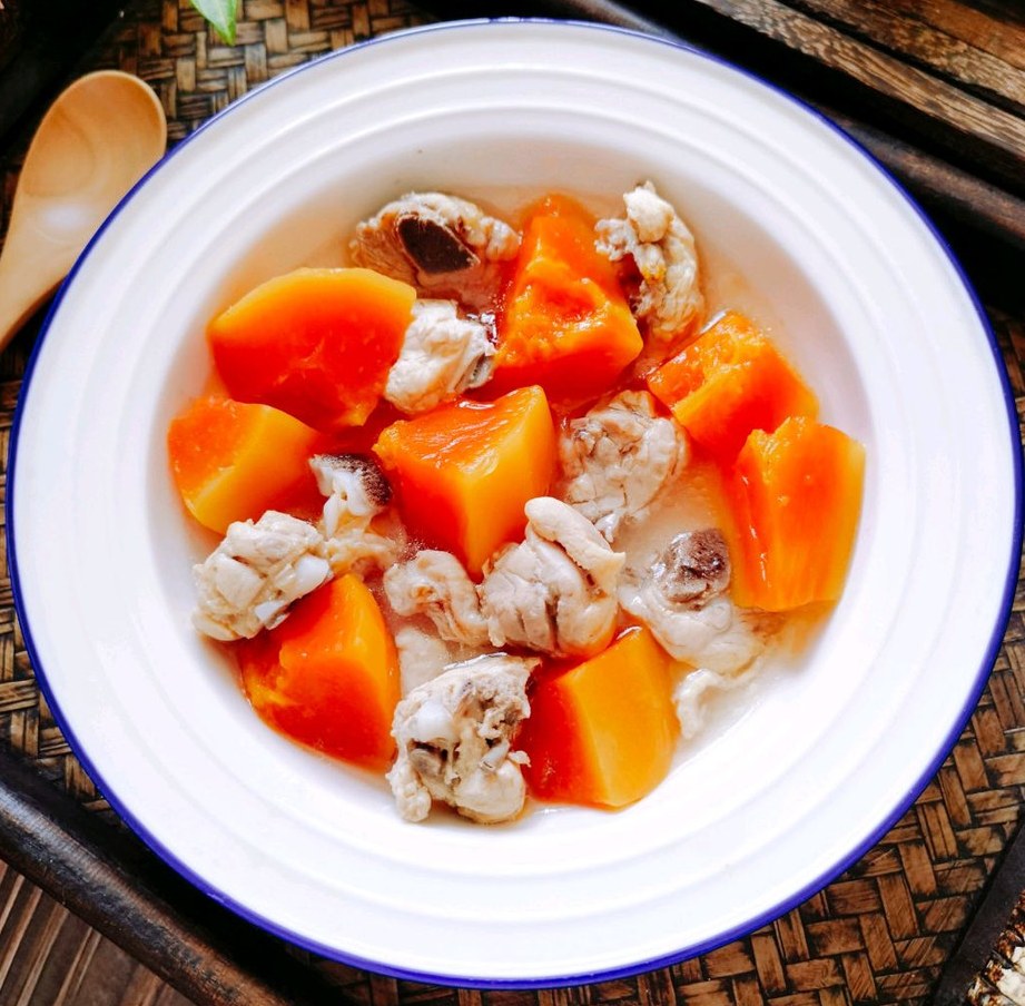 木瓜浸鸡 木瓜浸鸡