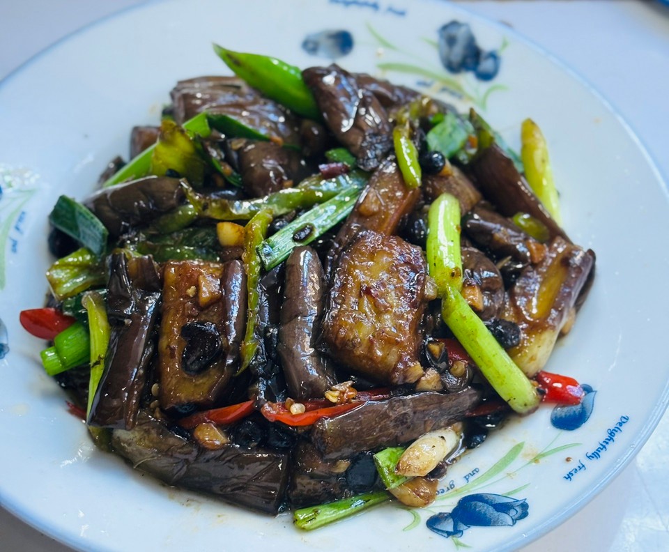 青椒豆豉炒茄子