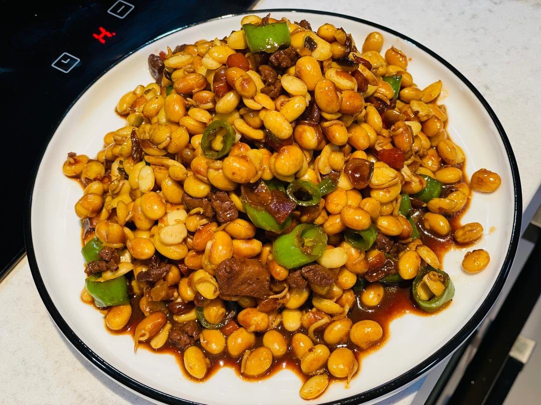 尖椒肉末炒黄豆