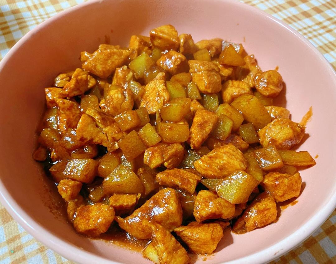 土豆炒鸡丁