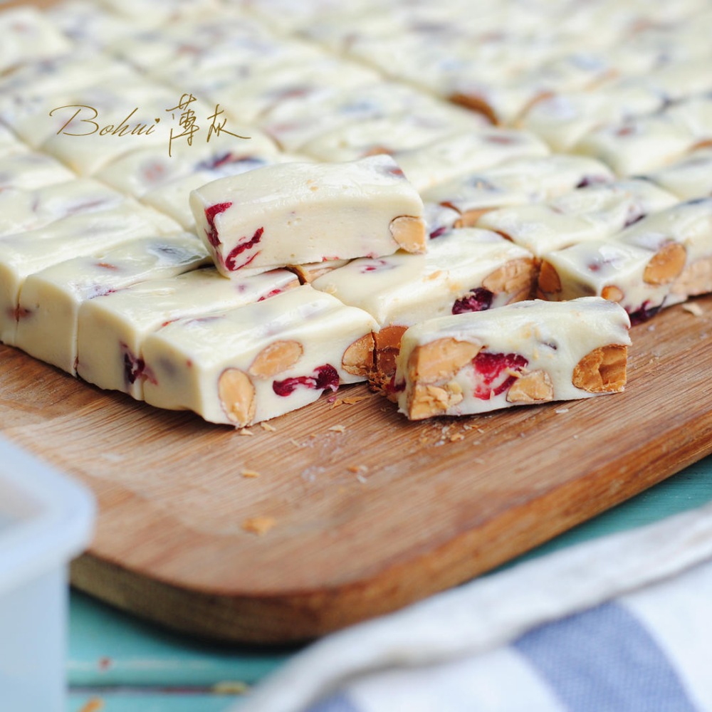 蔓越莓杏仁牛轧糖（棉花糖版本）