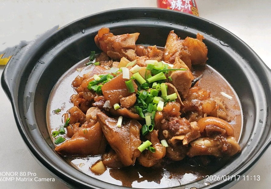 川味红烧猪蹄的做法