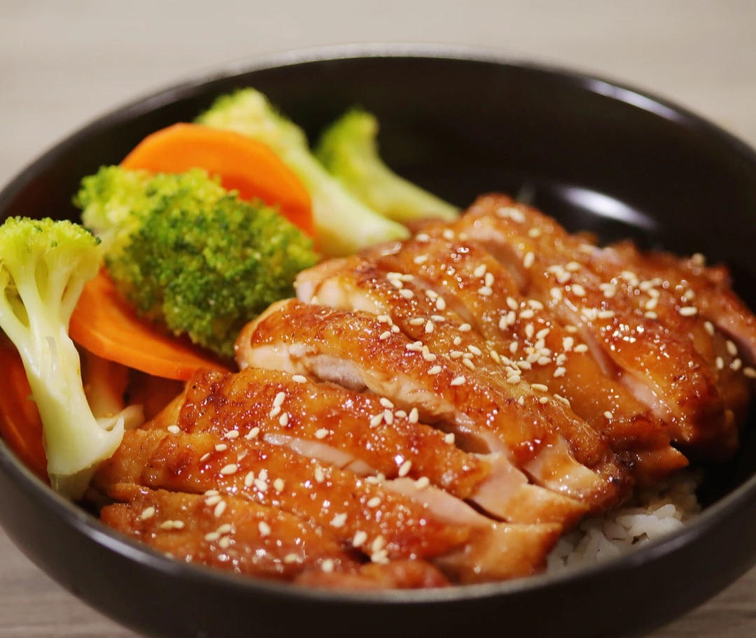 超级好吃又简单的蜜汁鸡扒饭