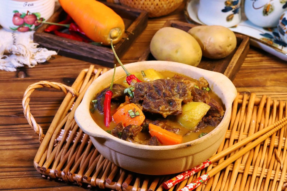 咖喱牛肉怎么做？