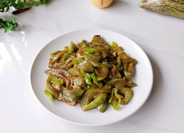 生煸椒蒜花皮茄