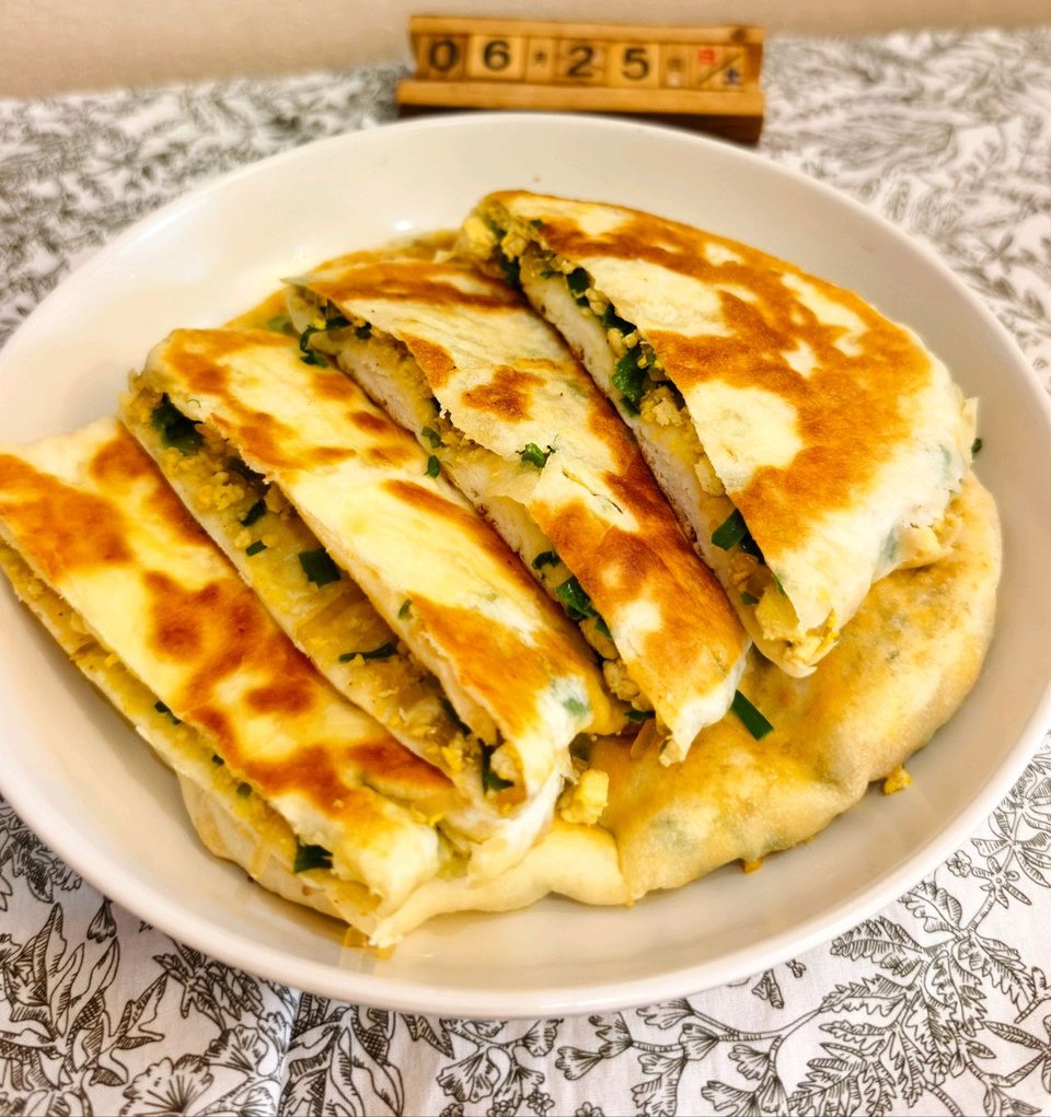 韭菜鸡蛋素馅饼（微发面）