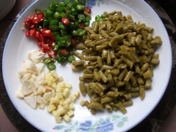 香辣酸豆角爆炒鸡胗kA.jpg