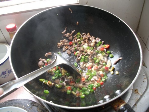 香辣酸豆角爆炒鸡胗ho.jpg