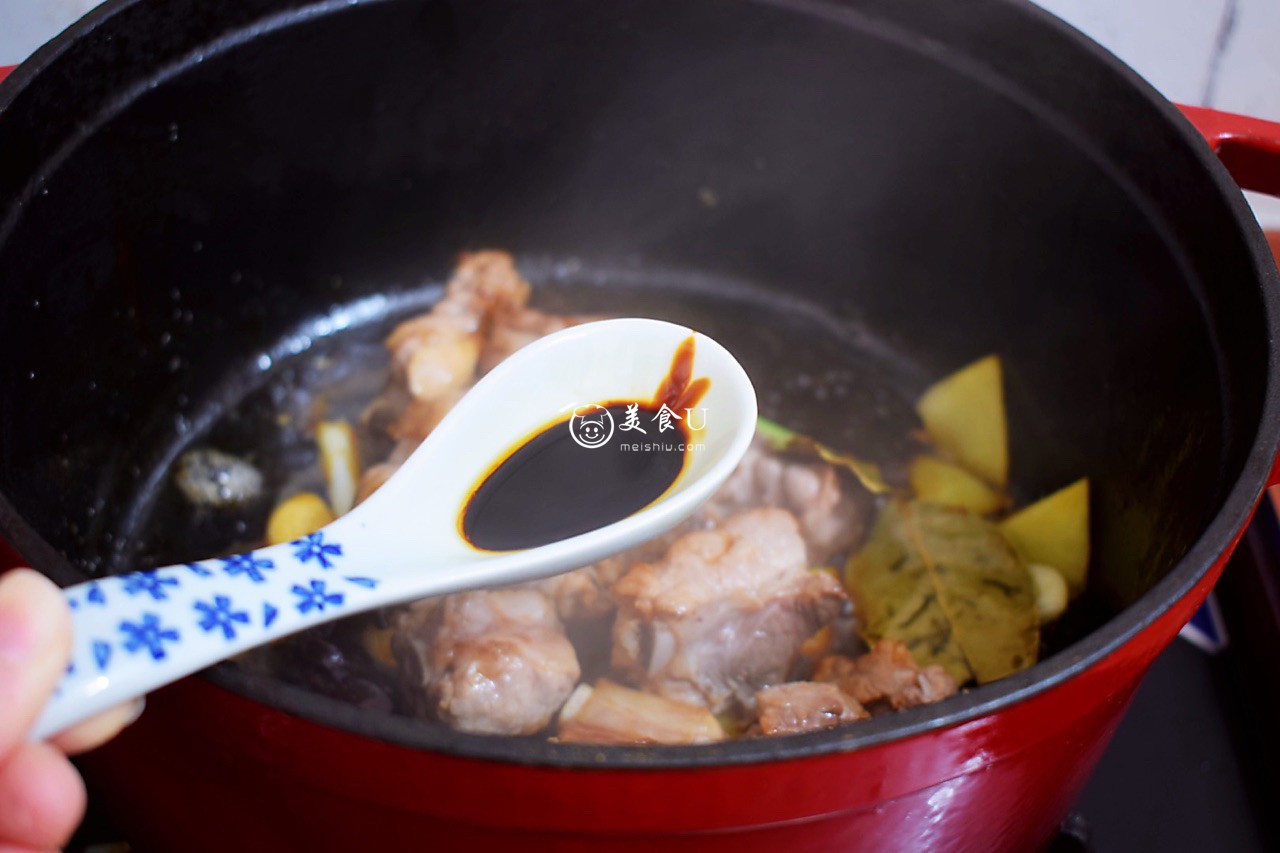 排骨炖土豆
