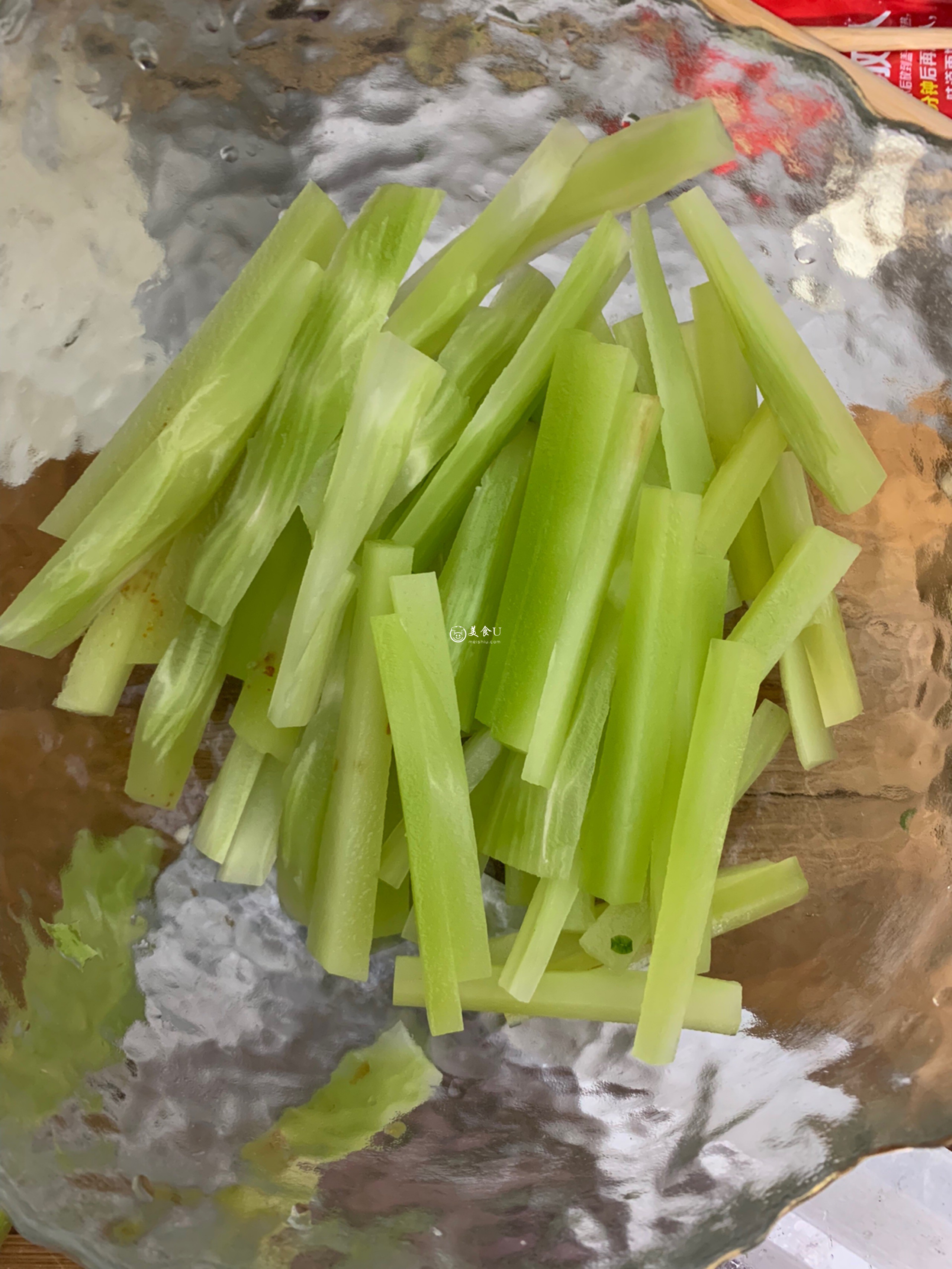 冒鸭血