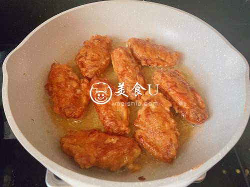 好吃到吮手指的椒盐鸡翅