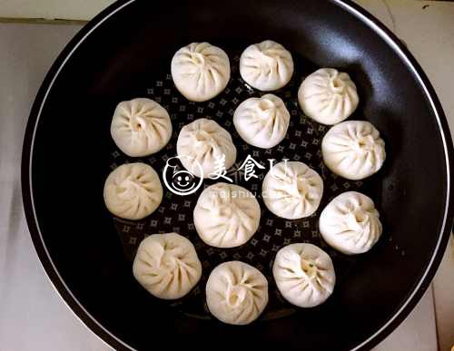 美味多汁生煎包