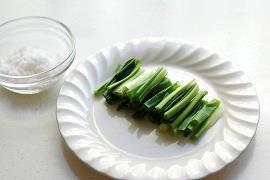 上海本邦葱油面的做法图解1