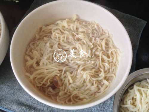 湖北年夜菜—板栗鸡汤水面