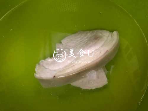 蒜泥白肉，川菜凉菜中之经典