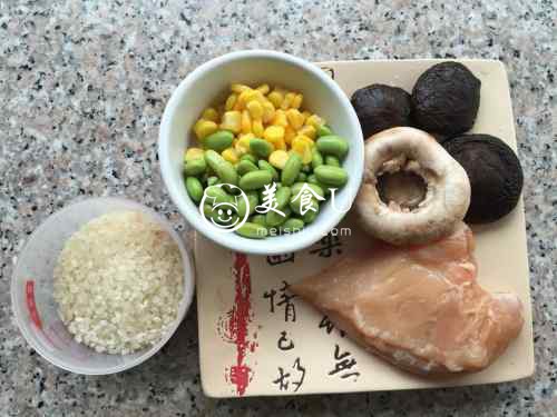 香菇鸡肉粥