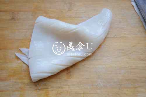 鱿鱼卷爆炒洋葱青辣椒 色香味俱全的快手家常菜