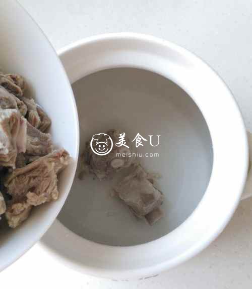 萝卜羊排汤