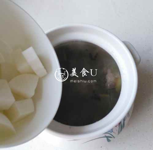 萝卜羊排汤