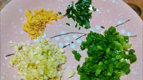 溜汁臭豆腐
