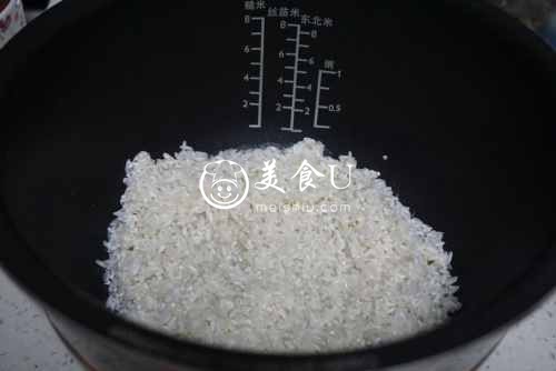 凝聚家的味道的羊肉手抓饭