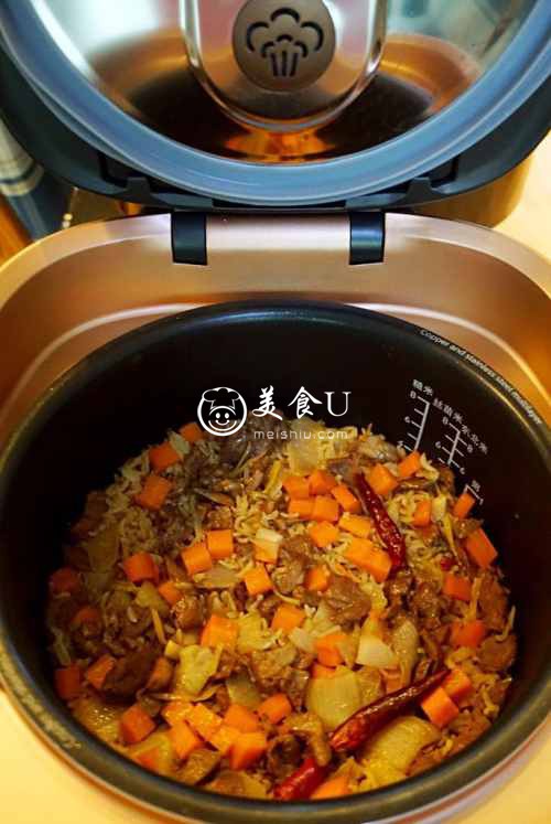 凝聚家的味道的羊肉手抓饭