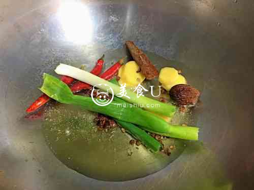 红焖小羊排