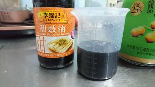 泰国菜：椰香烤鸡腿肉「佐」烤肉蘸汁～附甜醋汁做法