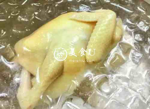 粤式白切鸡（粤菜师傅的做法）