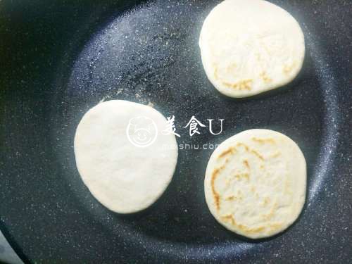 烤肉夹馍