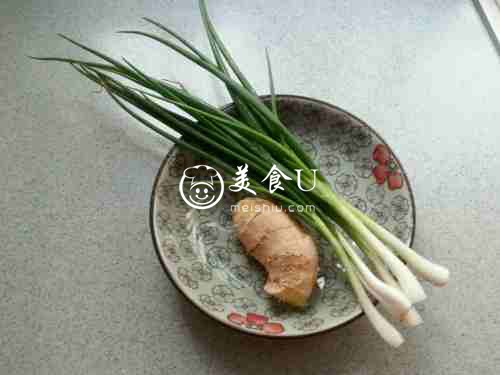粤菜经典:白切鸡