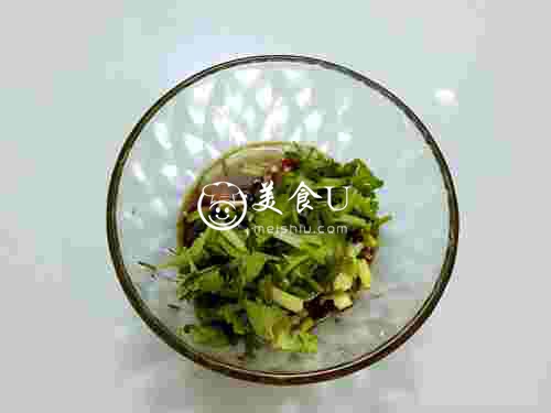 凉拌皮蛋