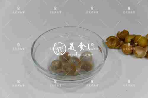 红枣龙眼马蹄甜汤