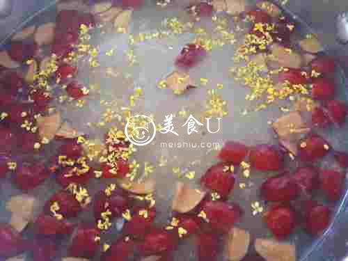 桂花芋艿红枣羹
