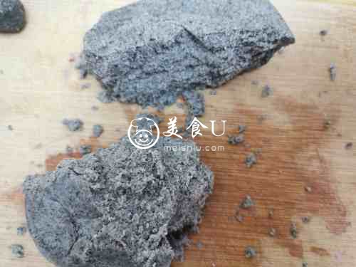 紫薯芝麻汤圆