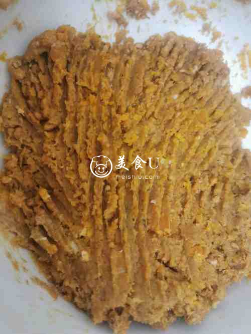 咸蛋黄肉松青团